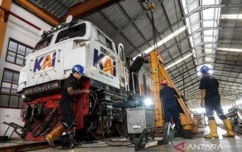 AHY Dorong Pengembangan Kereta Api Luar Jawa untuk Tekan Biaya Logistik Nasional