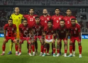 Ajax Siapkan Perombakan Besar Musim Depan: Bintang Timnas Indonesia dan Mantan Legenda Manchester United Masuk Radar