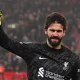 Alisson Becker Siap Tinggalkan Liverpool, Juventus Menanti Kiper Bintang di Turin