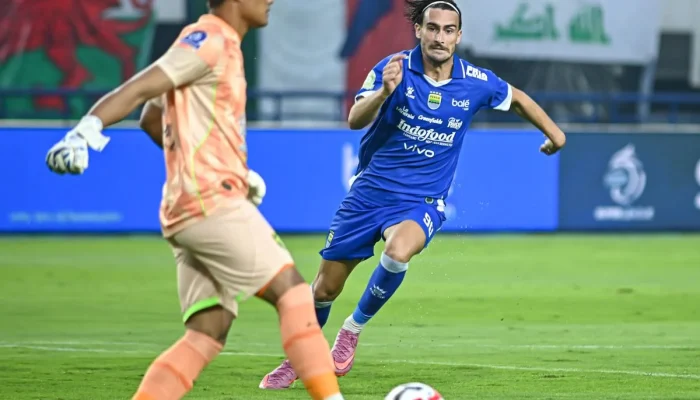 Andrew Jung Kembali Bertenaga, Persib Siap Gigit Dewa United Meski Ada Satu Patah Tulang dan Satu Pemain Bermasalah