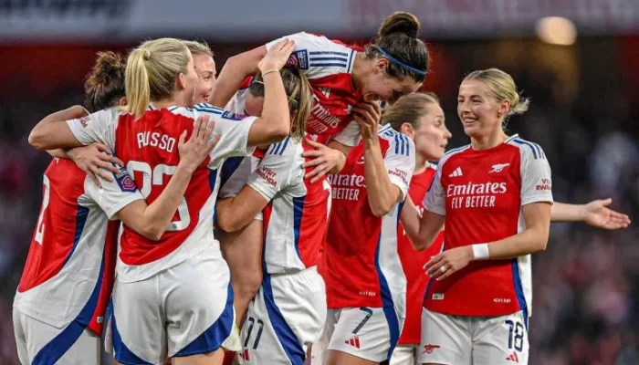 Arsenal Women Hancurkan Leicester 7-0, Memperpanjang Juara WSL dan Tantangan Manchester City