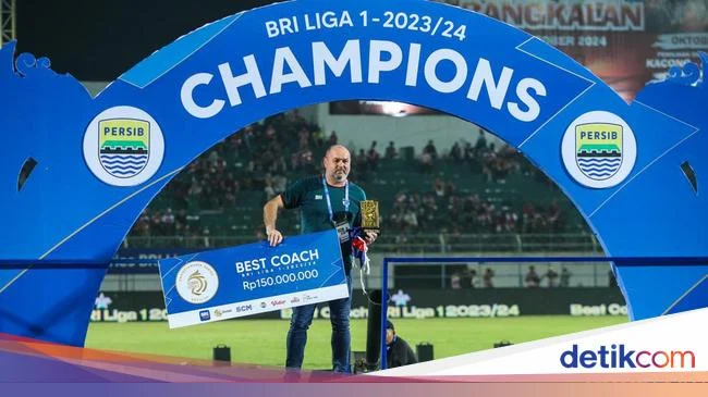 Bojan Hodak Bawa Persib Dekat Rekor Legenda: Cukup Dua Poin Lagi, Catat Sejarah!
