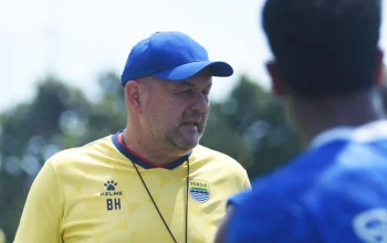 Bojan Hodak Kecam Kesalahan Persib: Analisis Mendalam Setelah Imbang 2-2 vs Dewa United