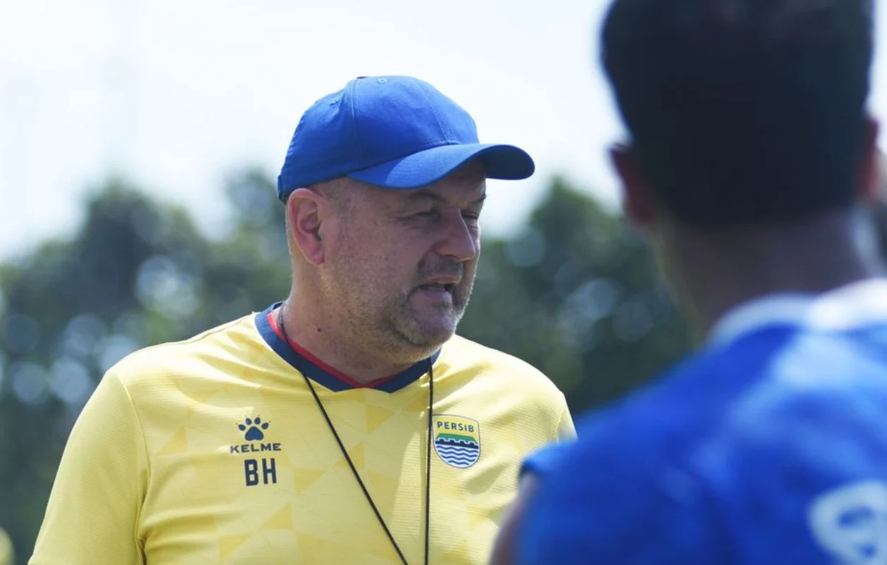 Bojan Hodak Kecam Kesalahan Persib: Analisis Mendalam Setelah Imbang 2-2 vs Dewa United