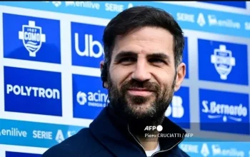 Chelsea cari pelatih baru: Mirwan Suwarso Relakan Cesc Fabregas, Obi Mikel Tolak Andoni Iraola, Paul Merson Dukung Eddie Howe