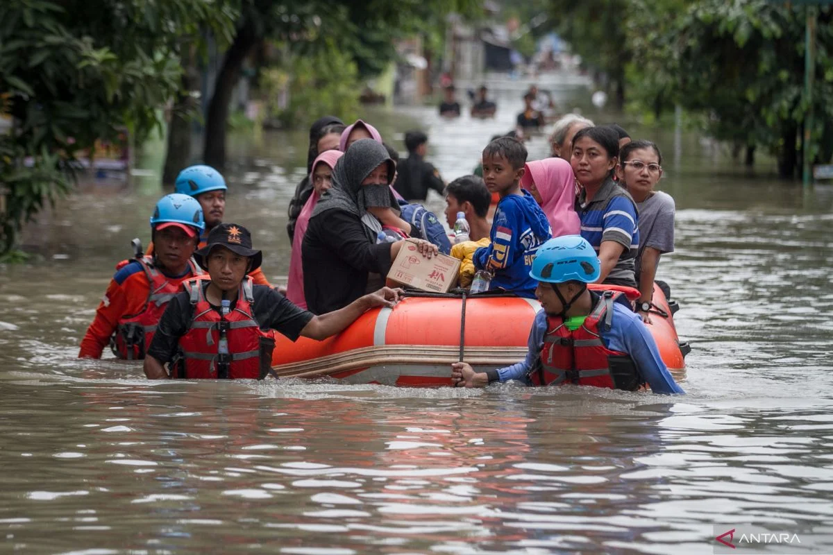 China Gencarkan Upaya Banjir, Ekonomi, dan Pengaruh Global: Dari Bencana Alam hingga Industri Kapal