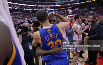 Curry Memimpin Warriors Mengalahkan Clippers dalam Drama Play-In 126-121