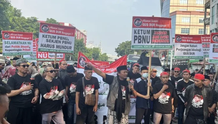 Demo Besar di Samarinda: Massa Tuntut Rudy Mas’ud Mundur dan Evaluasi Anggaran Miliaran