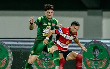 Derby Suramadu: Bruno Moreira Absen, Persebaya Gagal Kunci Tiga Poin di Gelora Bung Tomo