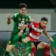 Derby Suramadu: Bruno Moreira Absen, Persebaya Gagal Kunci Tiga Poin di Gelora Bung Tomo