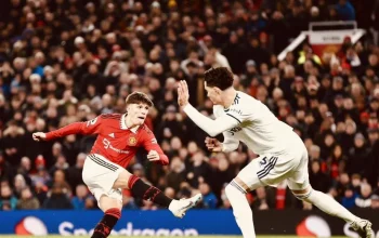 Drama di Old Trafford: Manchester United Tertinggal 2-0 oleh Leeds United, Noah Okafor Ganda Gol