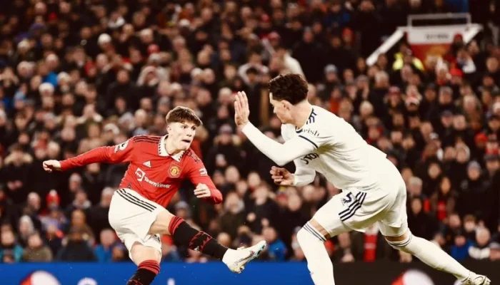 Drama di Old Trafford: Manchester United Tertinggal 2-0 oleh Leeds United, Noah Okafor Ganda Gol