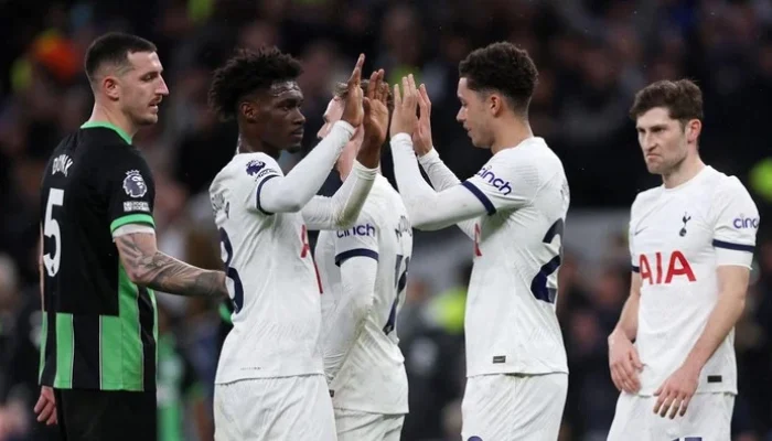 Drama Menit Akhir: Tottenham vs Brighton Goyang Rezim Degradasi
