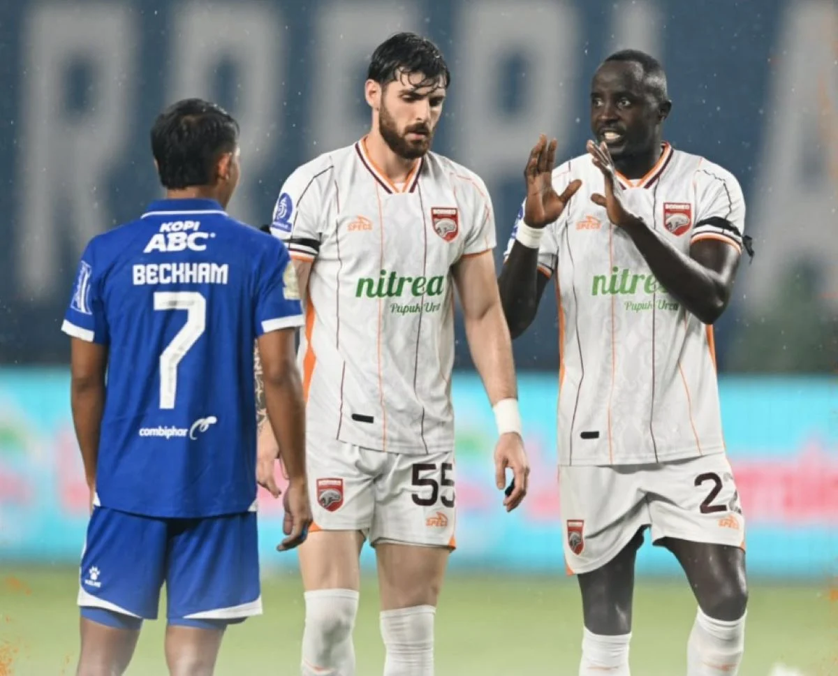 Drama Puncak Klasemen Liga 1 2026: Persib Terancam, Borneo FC Menyusul!