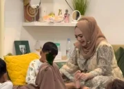 Ferizka Utami, Praktisi Totok Sirih Palembang Viral Karena Terapi Bayi, Dokter Geram, Praktik Sejak 2012