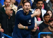 Frank Lampard Dihujukan ke Chelsea, Namun Mantan Rekan Setimnya Joe Cole Mendesakannya Tetap di Coventry