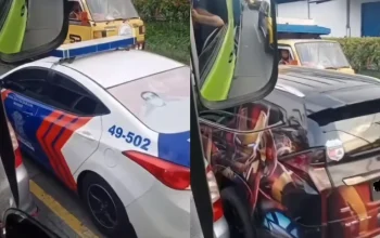 Geger Video Viral: Sopir Ambulans Lari Terobos Macet di Tebet, Polisi Diam di Dalam Mobil?