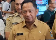 Gelombang OTT Kepala Daerah Memicu Seruan Evaluasi Pilkada Langsung, Tito Karnavian Tegaskan Rakyatlah Penentu