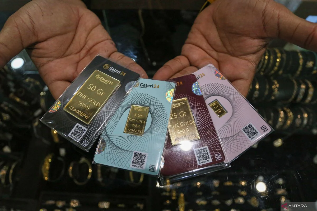 Harga emas Antam di Pegadaian Sabtu 18 April 2026: Naik Menjadi Rp2.983.000 per Gram