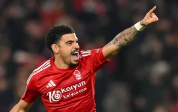 Hat-trick 15 Menit Morgan Gibbs-White: Kunci Kebangkitan Nottingham Forest dan Panggilan Internasional