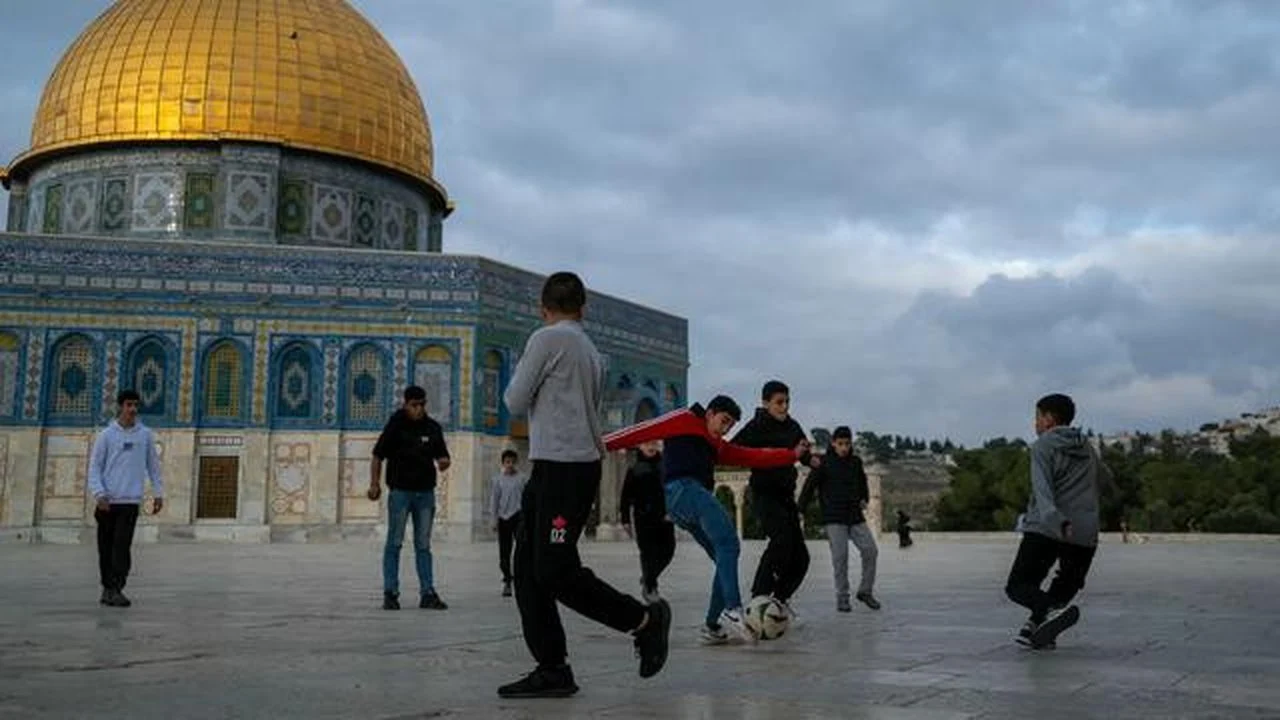 Israel Siapkan Festival LGBTQ Terbesar di Timur Tengah, Sementara Ketegangan di Al-Aqsa Meningkat