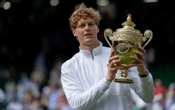 Jannik Sinner Kalahkan Norrie, Kritik Jadwal Malam Madrid, dan Rencana Kunjungi India