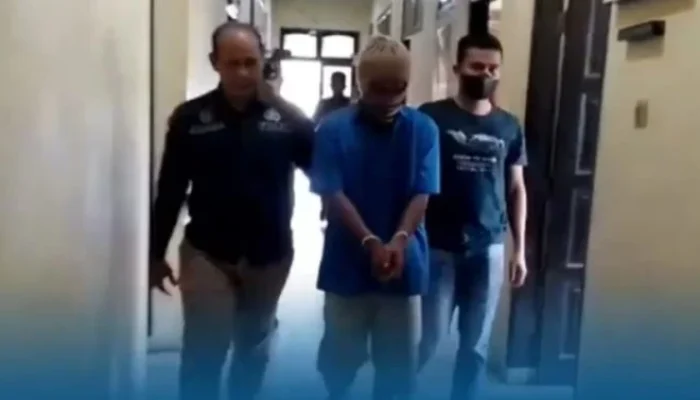 Kasus Menegangkan: Substitute Teacher Texas Ditangkap atas 18 Tuduhan Kejahatan terhadap Anak