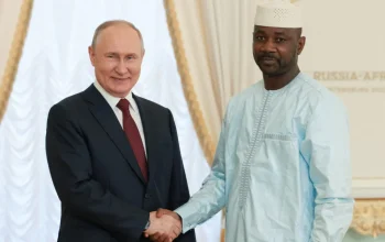 Kejutan di Mali: Pemimpin Militer Goita Bertemu Duta Rusia Usai Serangan, Penambang Emas Tak Mundur