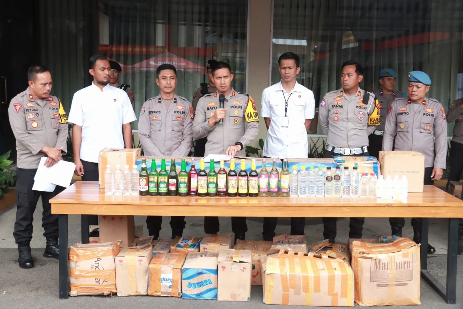 Ketapang Bergolak: Harga Gas Meroket, BPJS Dievaluasi, dan Penangkapan Pengedar Sabun Mengguncang Warga