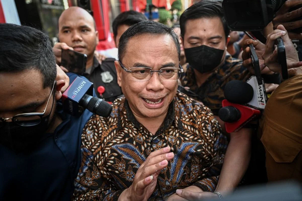 KPK Periksa Sudewo Terkait Dugaan Fee DJKA: Skandal Korupsi Proyek Kereta Nasional