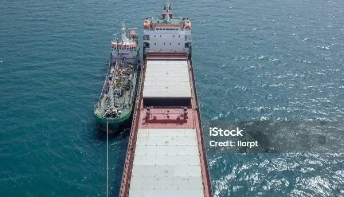 Krisis Minyak Iran Memicu Kejutan: UE Siapkan Impor Bahan Bakar Jet dari AS untuk Selamatkan Langit Eropa