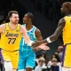 Luke Kennard Curi Perhatian: Rekor Tiga Angka Sempurna, Sorakan MVP, dan Kebangkitan Lakers di Playoff