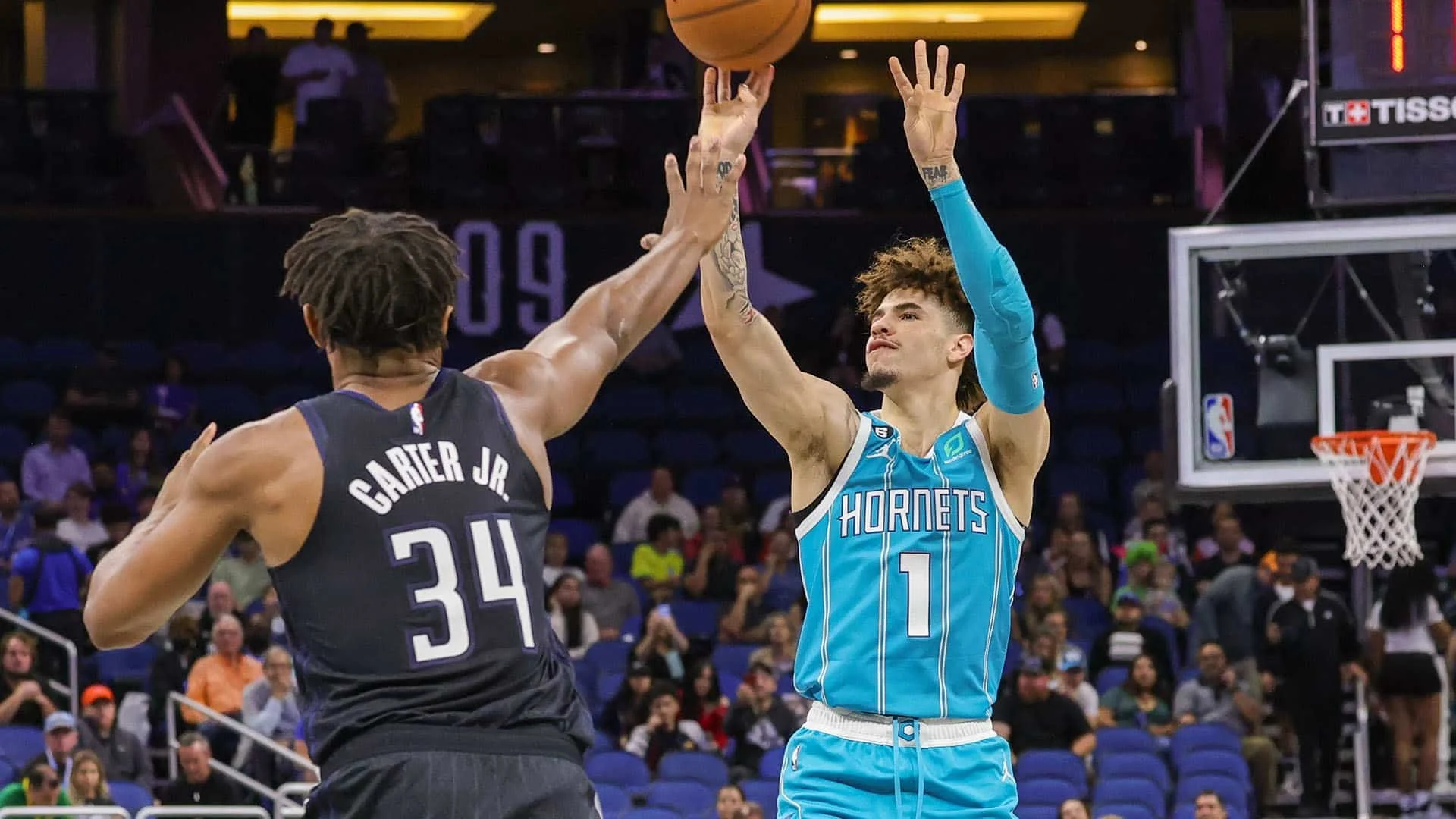 Magic vs Hornets: Dominasi 121-90, Magic Lolos ke Putaran Pertama Melawan Pistons
