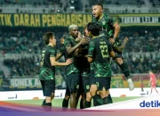 Makan-Makan Seru Persebaya Surabaya di Rumah Alfan Suaib Usai Guncang Malut United 2-0