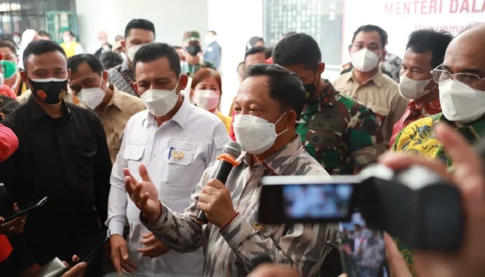 Mendagri Tekan Daerah: WFH Setiap Jumat Jadi Bukti Loyalitas ke Pusat