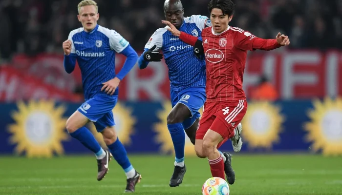 Michael Carrick Bikin Gelombang Transfer Ao Tanaka & Raih Pujian atas Duet Defensif MU, Siap Bawa Red Devils ke Liga Champions