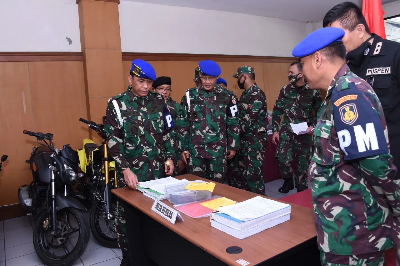 Oditur Militer Tolak Permintaan Split Berkas: Mengapa Tiga Oknum TNI Tetap Digabung dalam Kasus Pembunuhan Kacab Bank