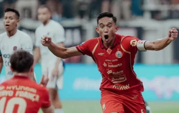 Peter Olayinka Raih Goal of the Month APOEL: Gol Spektakuler Bawa Klub ke Puncak di Piala Siprus