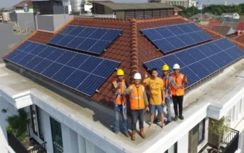 PLN Ganti 2.396 PLTD dengan Energi Surya: Jawaban atas Lonjakan Harga BBM Global