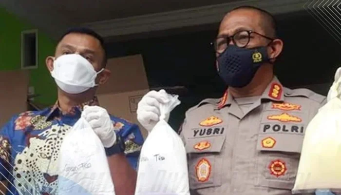 Polri Bongkar Pabrik Kosmetik Ilegal di Bogor: 3 Tersangka Ditangkap, Produk Ternyata Mengandung Merkuri Berbahaya