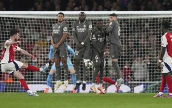 Port Vale Tumbangkan Peterborough 3-1, Archer Bikin Keajaiban Dua Tendangan Bebas