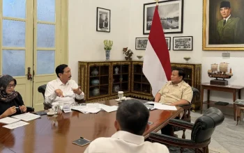 Prabowo dan Luhut Bahas Ketahanan Ekonomi di Istana: Langkah Strategis Jaga Daya Beli dan Tarik Investasi Timur Tengah