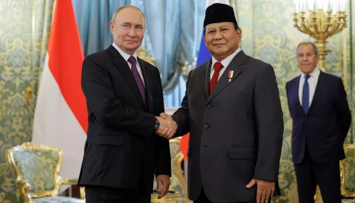Prabowo dan Putin Gelar Sesi 5 Jam di Kremlin, Sepakati Kerjasama Energi, Pendidikan, dan Industri