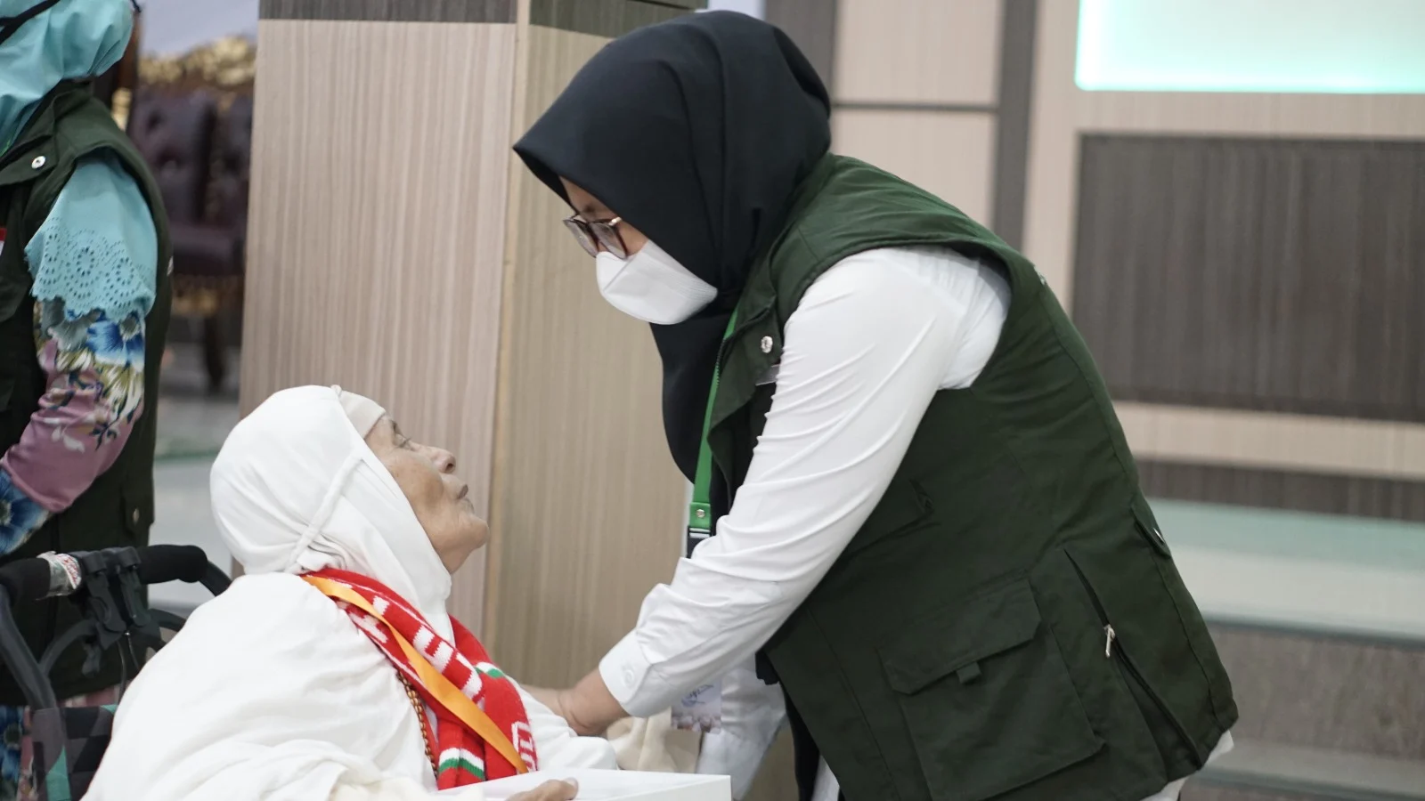 Remaja Rizki, 17 Tahun, Jadi Jemaah Haji Termuda yang Menginspirasi Generasi Muda