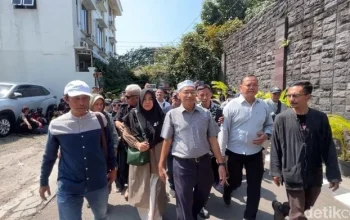 Rencana Geruduk Rumah Jokowi di Solo Gagal, Massa Tak Tiba, Relawan Lebih Dulu Hadir
