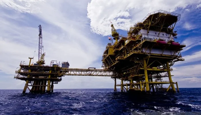 RI Siapkan Impor 150 Juta Barel Minyak Rusia, Strategi Bertahap dan Jalur Pelayaran Baru