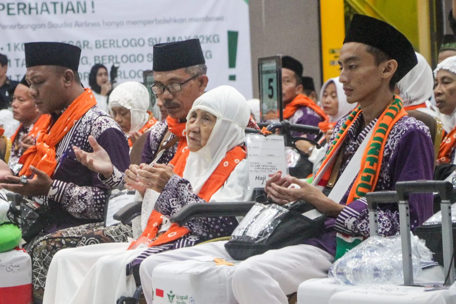 Rizki Haji: Remaja 17 Tahun Gantikan Ayah, Raih Kesempatan Suci di Tanah Suci