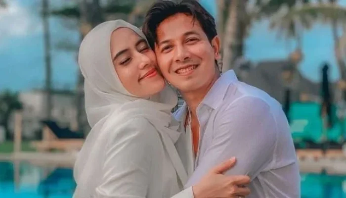 Rumor Perceraian Fairuz A Rafiq dan Sonny Septian: Fakta, Bantahan, dan Doa Mengharukan