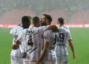 Samsunspor vs Beşiktaş: Kemenangan 2-1 yang Mengguncang Liga, Kritik Pedas pada Sergen Yalçın