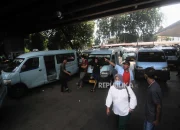 Sopir Angkot Bakar Rekan di Tanah Abang, Insiden Memicu Keprihatinan Publik